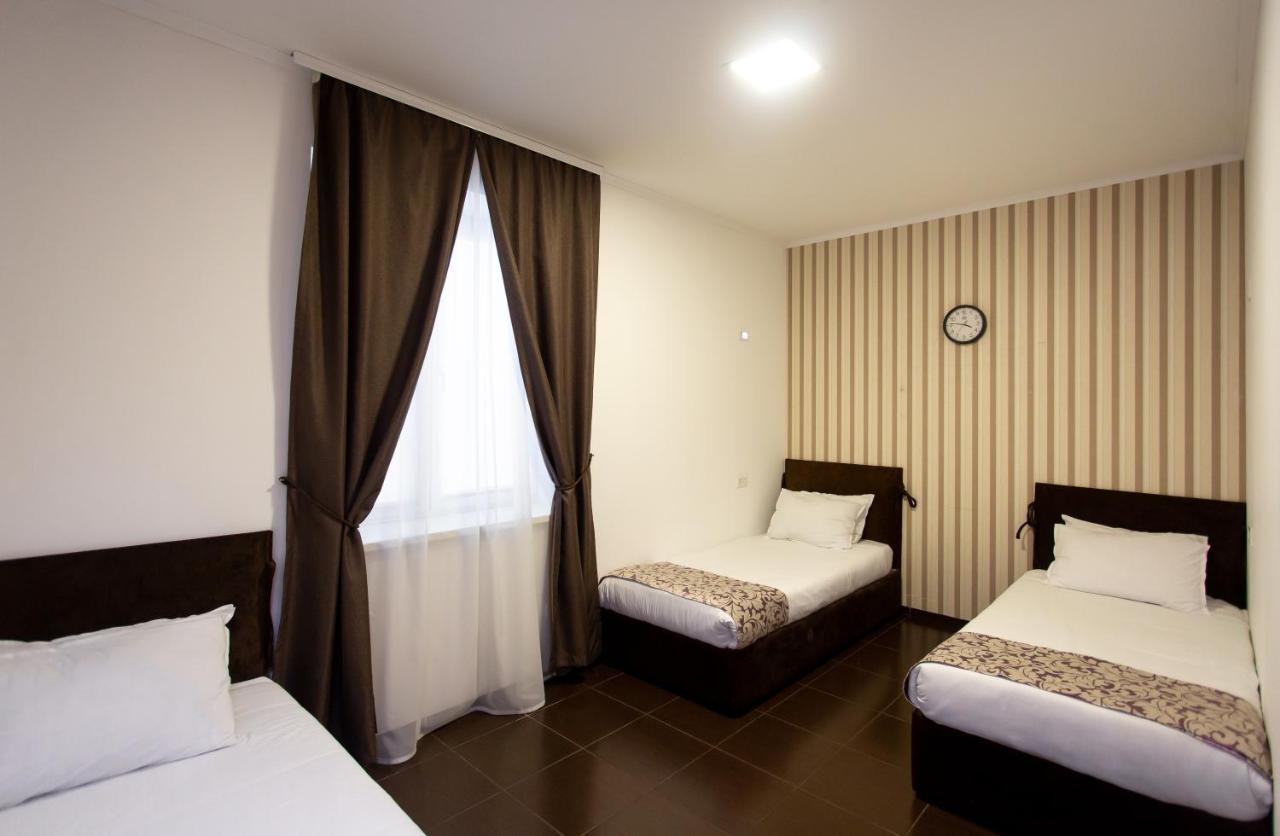 Hotel One Умань Экстерьер фото