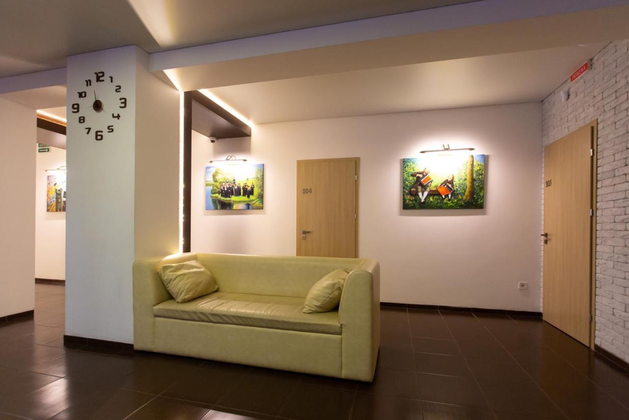 Hotel One Умань Экстерьер фото