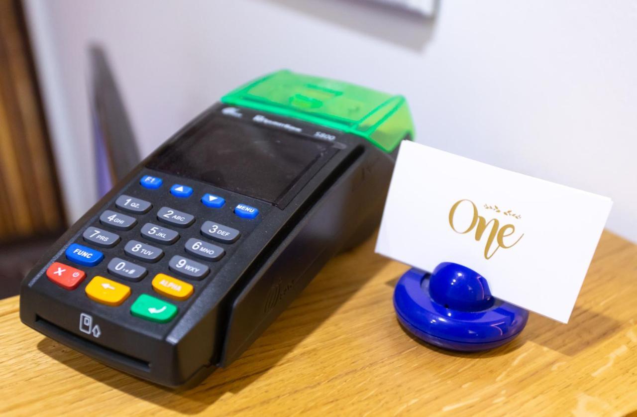 Hotel One Умань Экстерьер фото